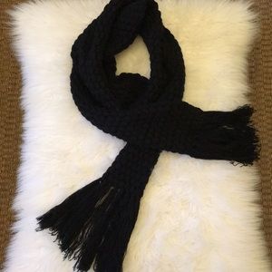 Black Knitted Scarf